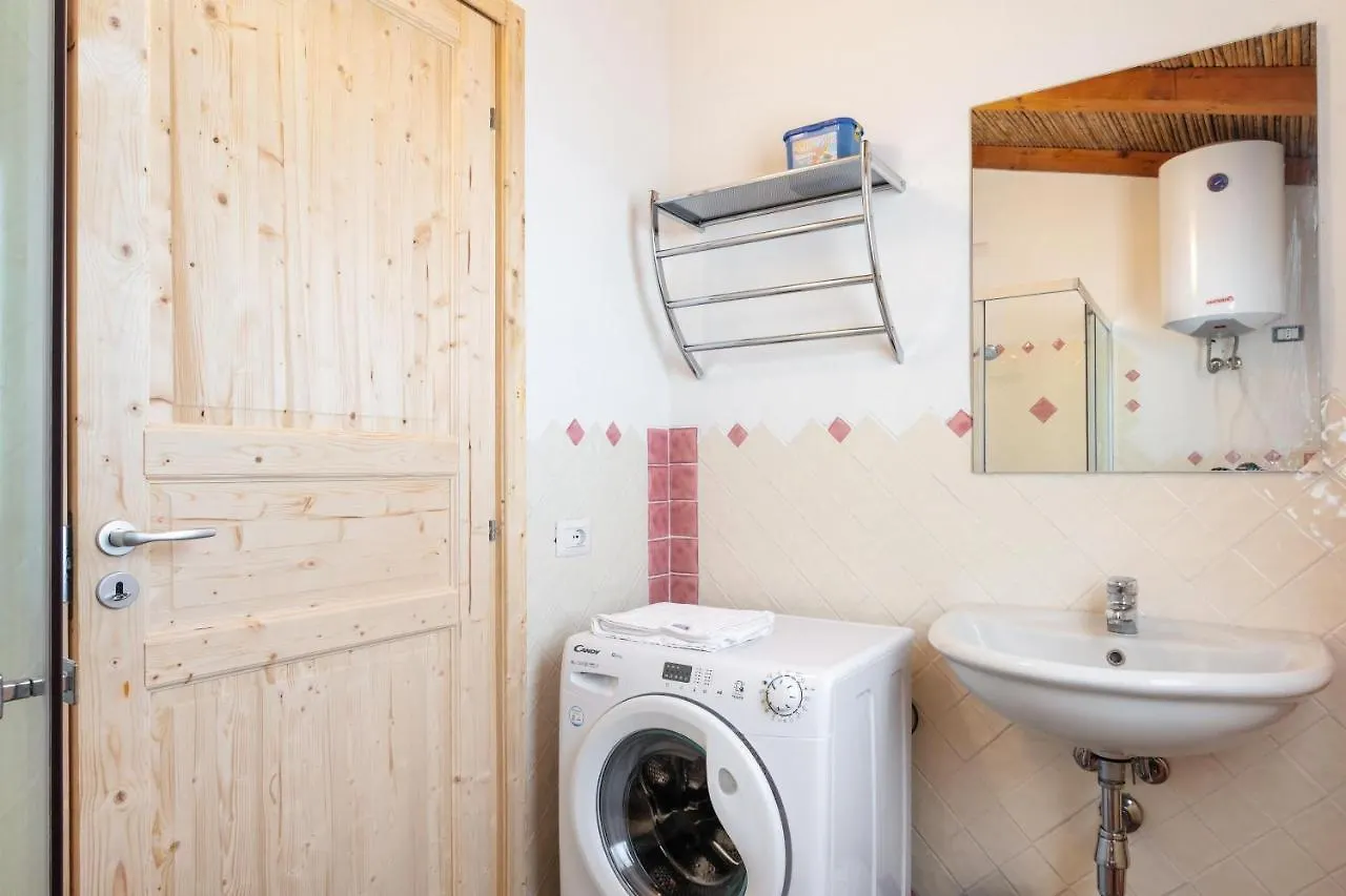 Casa Vacanza Stazzu Saiacciu بالاو بيت للعطل